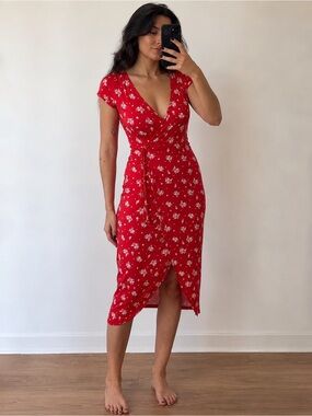 Comfortable Red Floral Wrap Dress